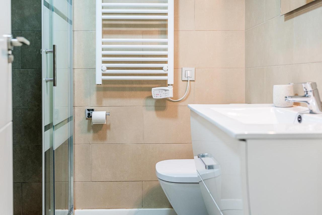 Moderno apartamento Centro Granada Bagian luar foto