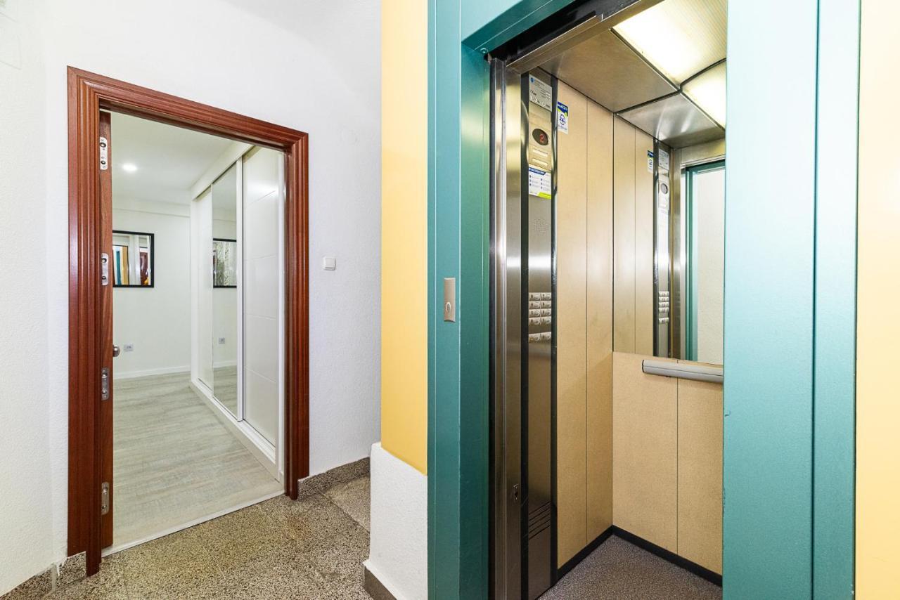 Moderno apartamento Centro Granada Bagian luar foto
